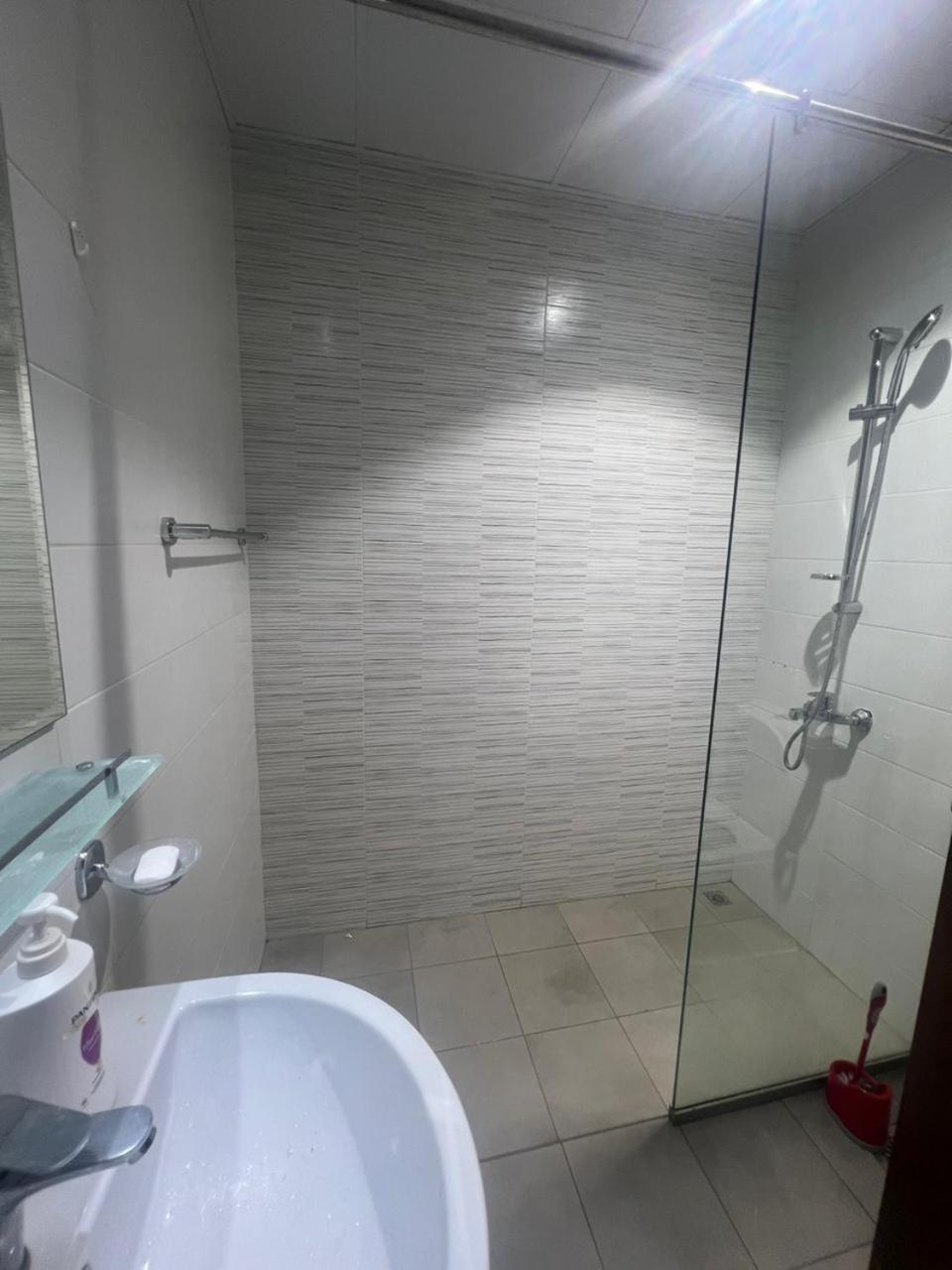 Hostel Downtown Holiday'S - 1 Min To Dubai Mall & Burj Khalifa Exterior foto